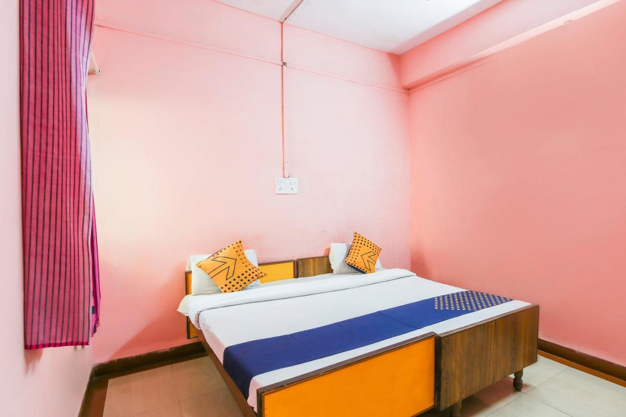 Spot On 67211 Hotel Gokul Damão Exterior foto